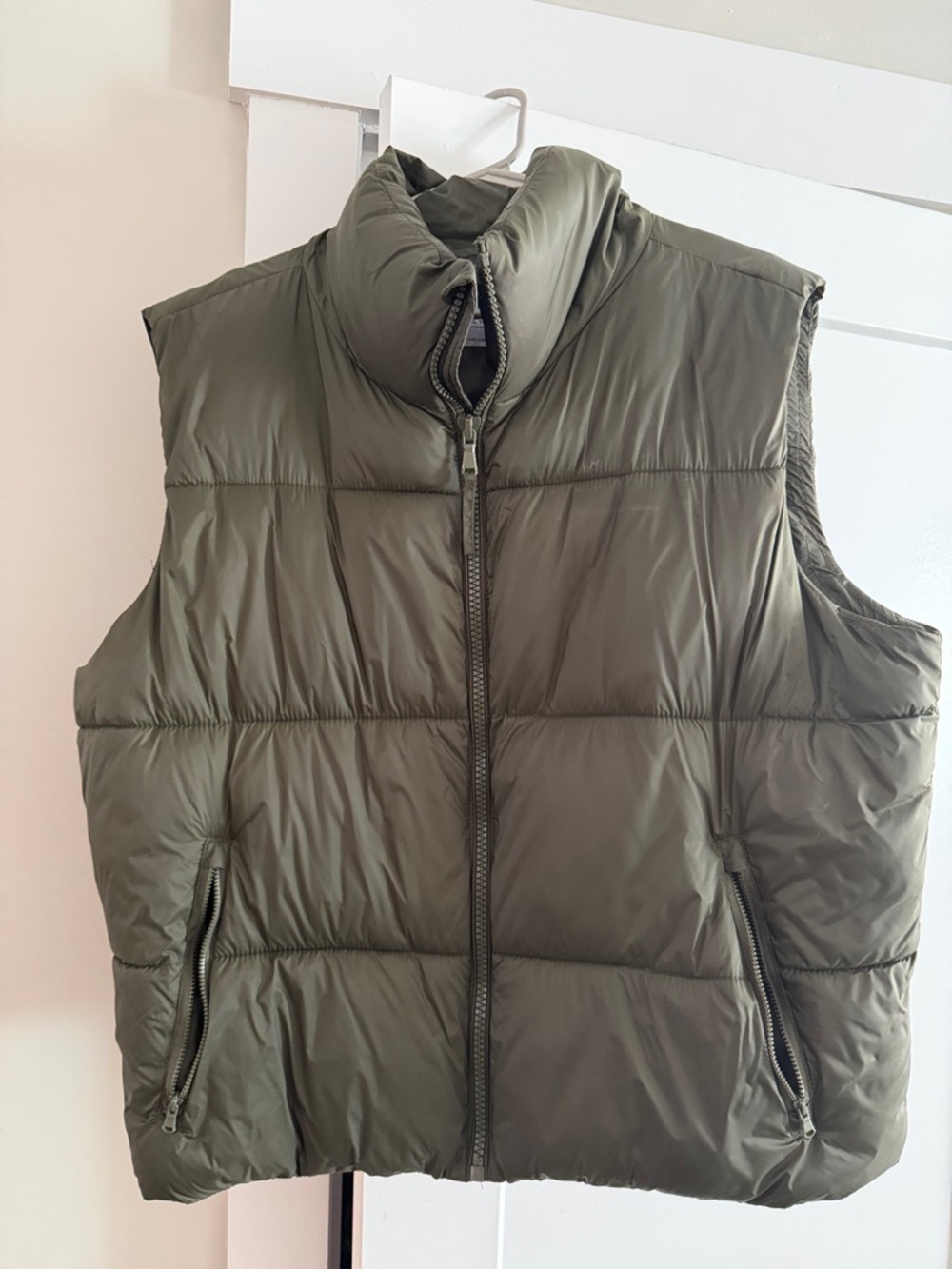 Old Navy Olive Green Quilted Puffer Vest